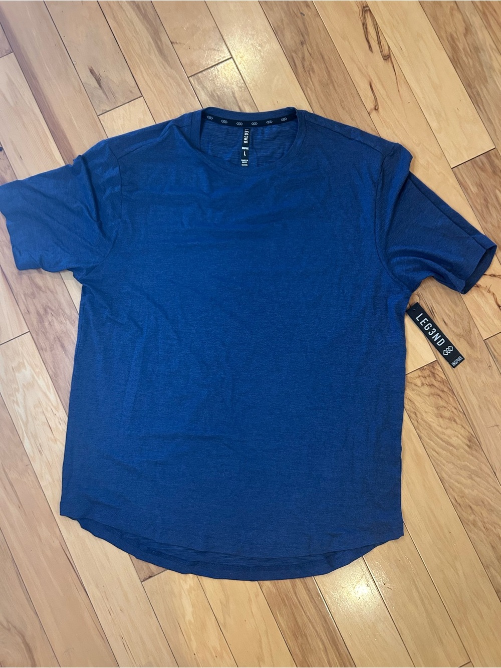NWT Leg3nd Men’s Crew Neck Stretch Moisture Wicking T-Shirt Dk. Navy Blue - Picture 2 of 8
